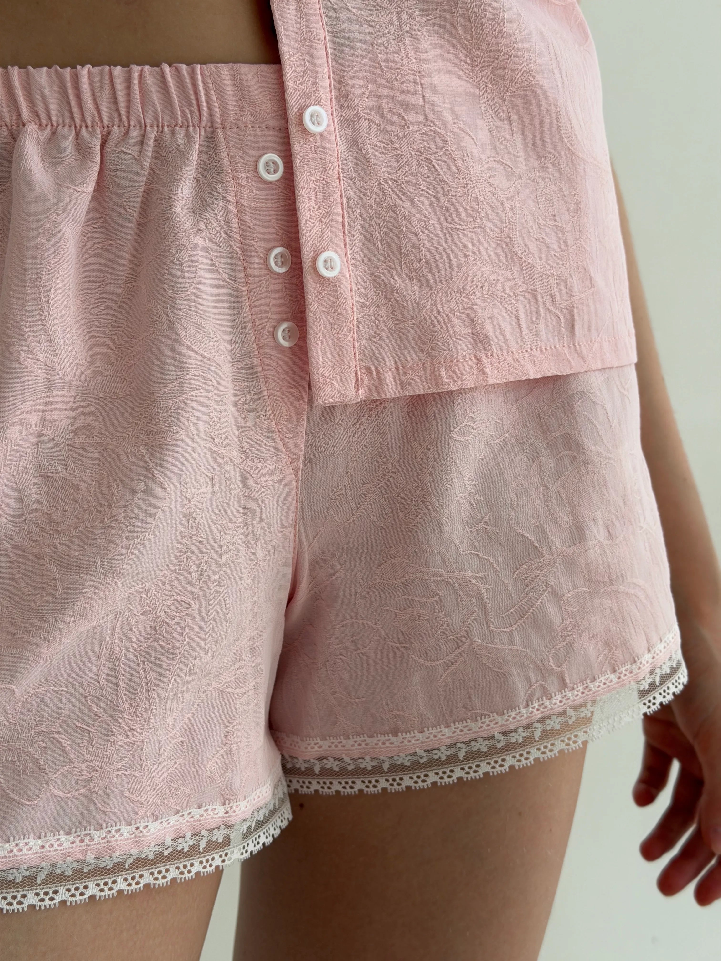 Pink lace camisole and shorts suit, jacquard