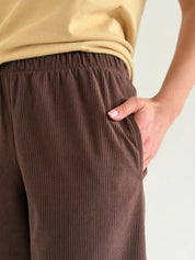 Corduroy straight pants brown