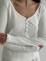 Knitwear “Tenderness” Longsleeve with V-neck white