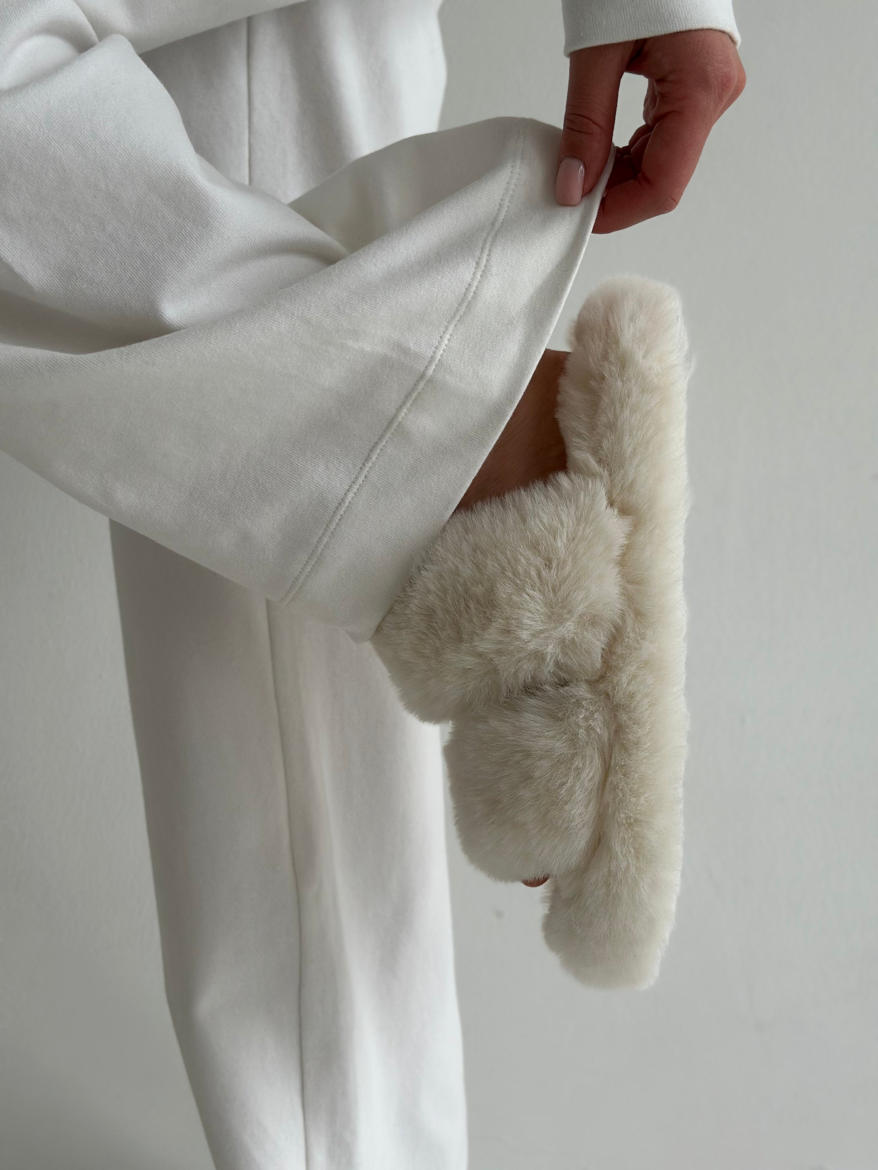 Knitwear “Tenderness” Wide pants white