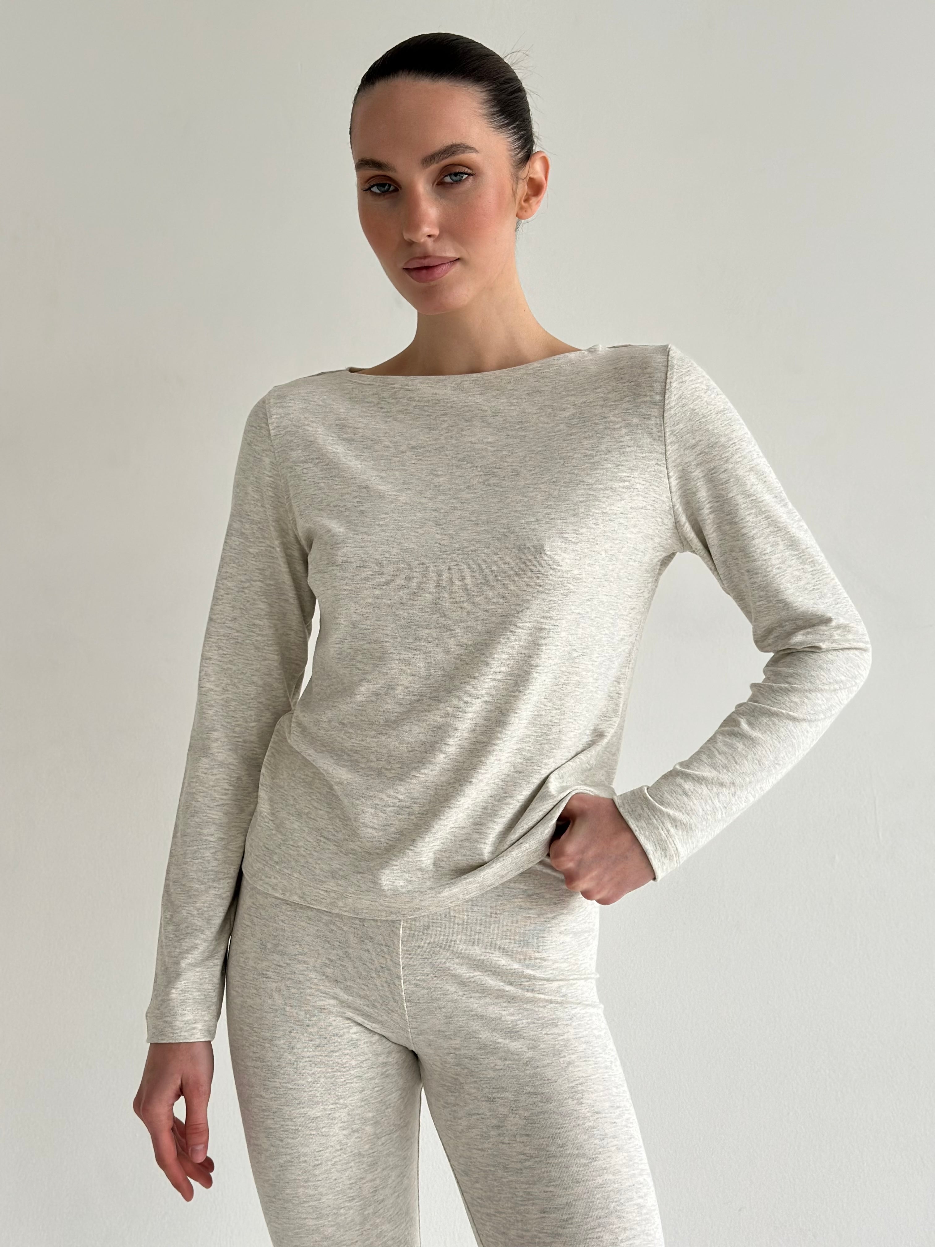 Knitwear “Tenderness” long-sleeved set with Boat neckline and leggings beige-gray