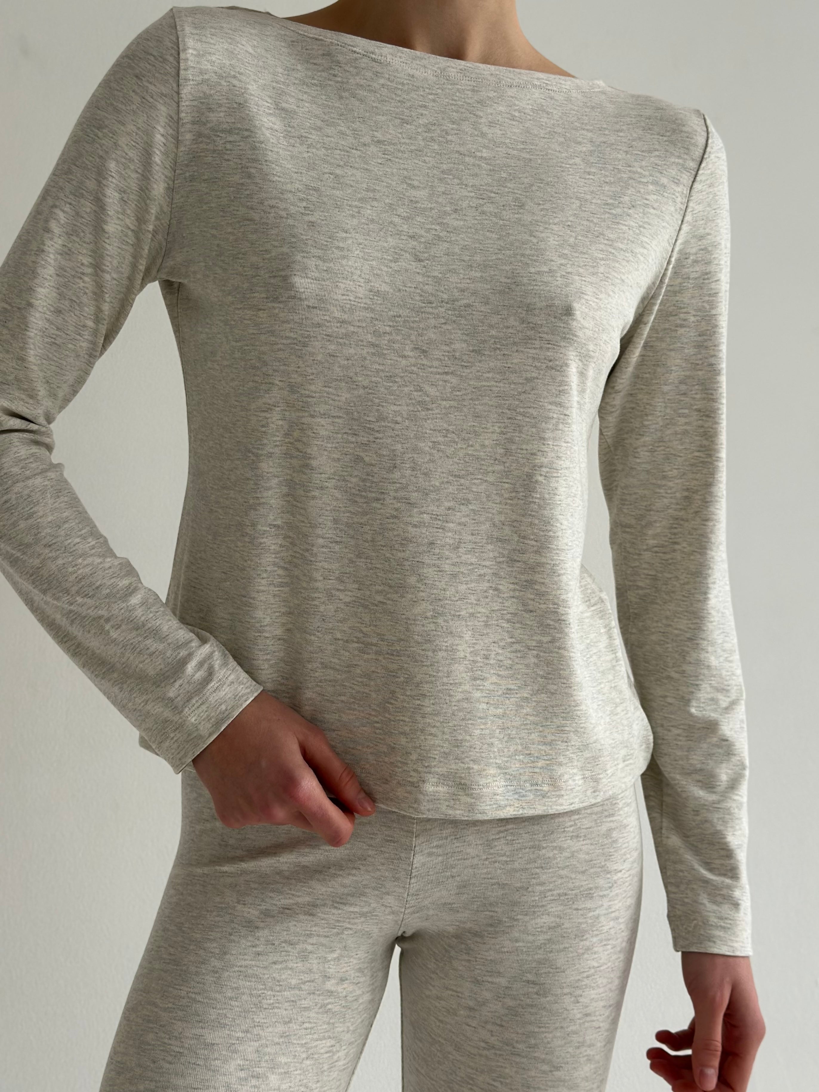Knitwear “Tenderness” long-sleeved set with Boat neckline and leggings beige-gray