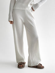 Set of long-sleeved raglan tops and milky waffle knit pants