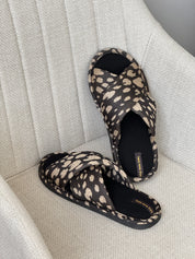 Women's slippers HS-VL cross animal black