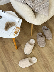 Women's slippers HS-OZ fur curly gray