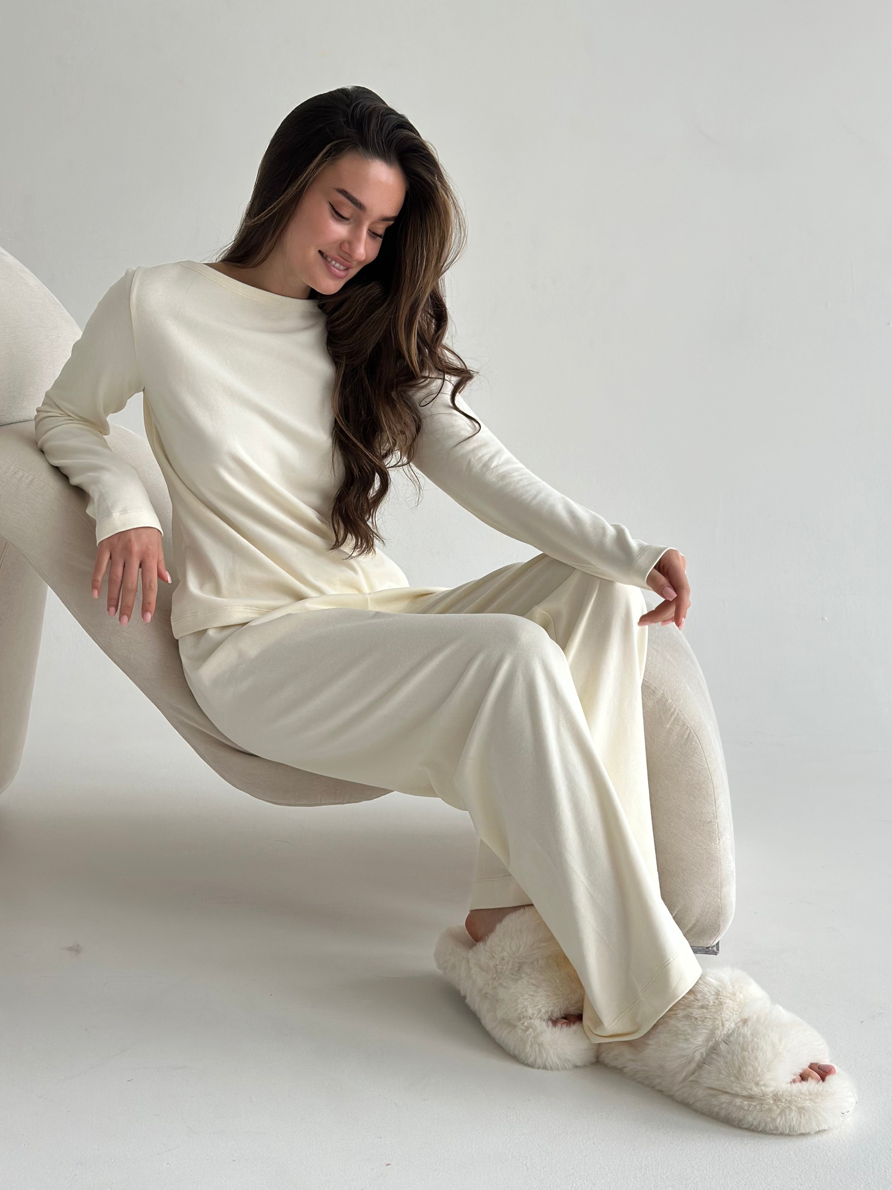 Knitwear “Tenderness” Wide pants milky