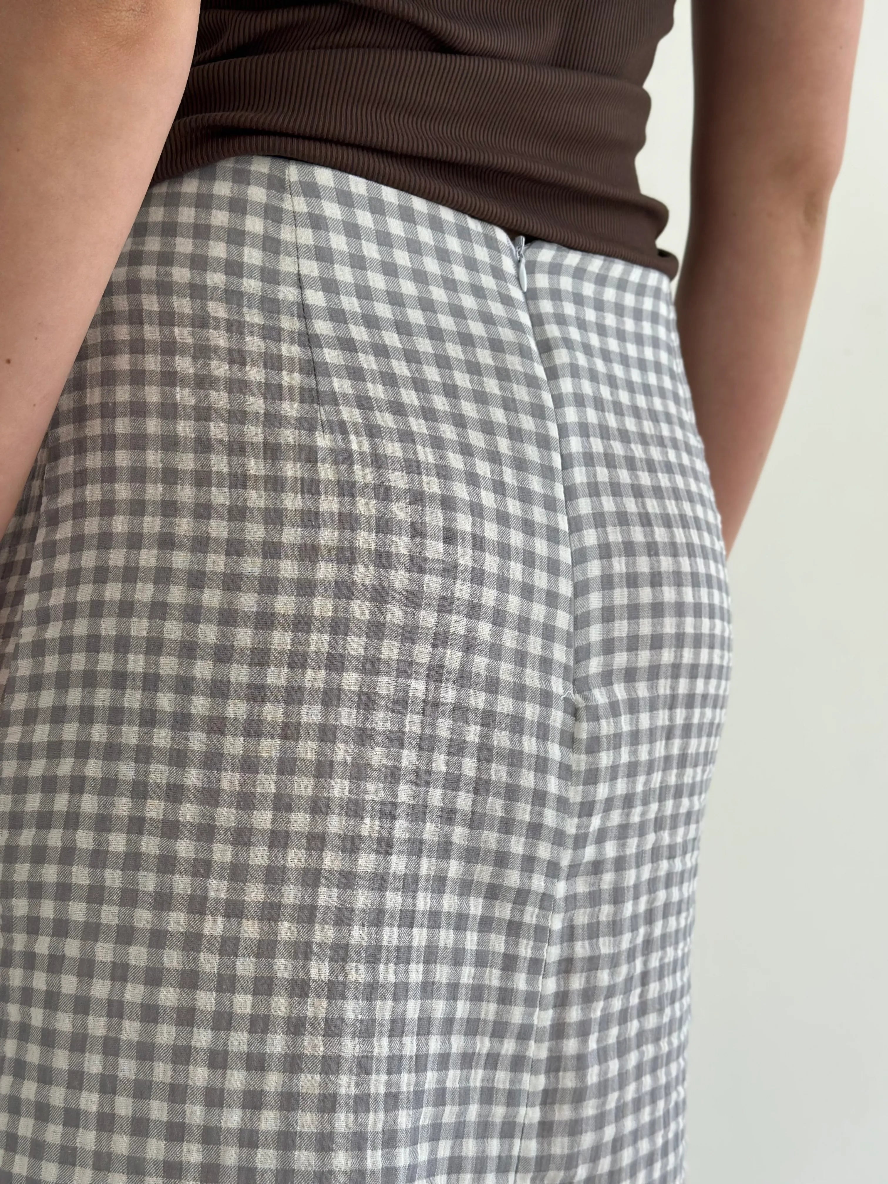Muslin 2-layer Midi skirt, gray check on milky