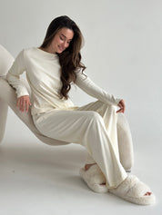 Knitwear "Tenderness" Longline with Boat neckline milky