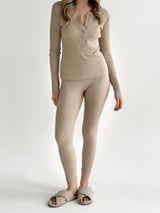 Set of long sleeves with stand-up collar and leggings, beige waffle knit