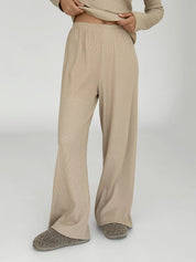 Wide-leg pants in beige waffle knit