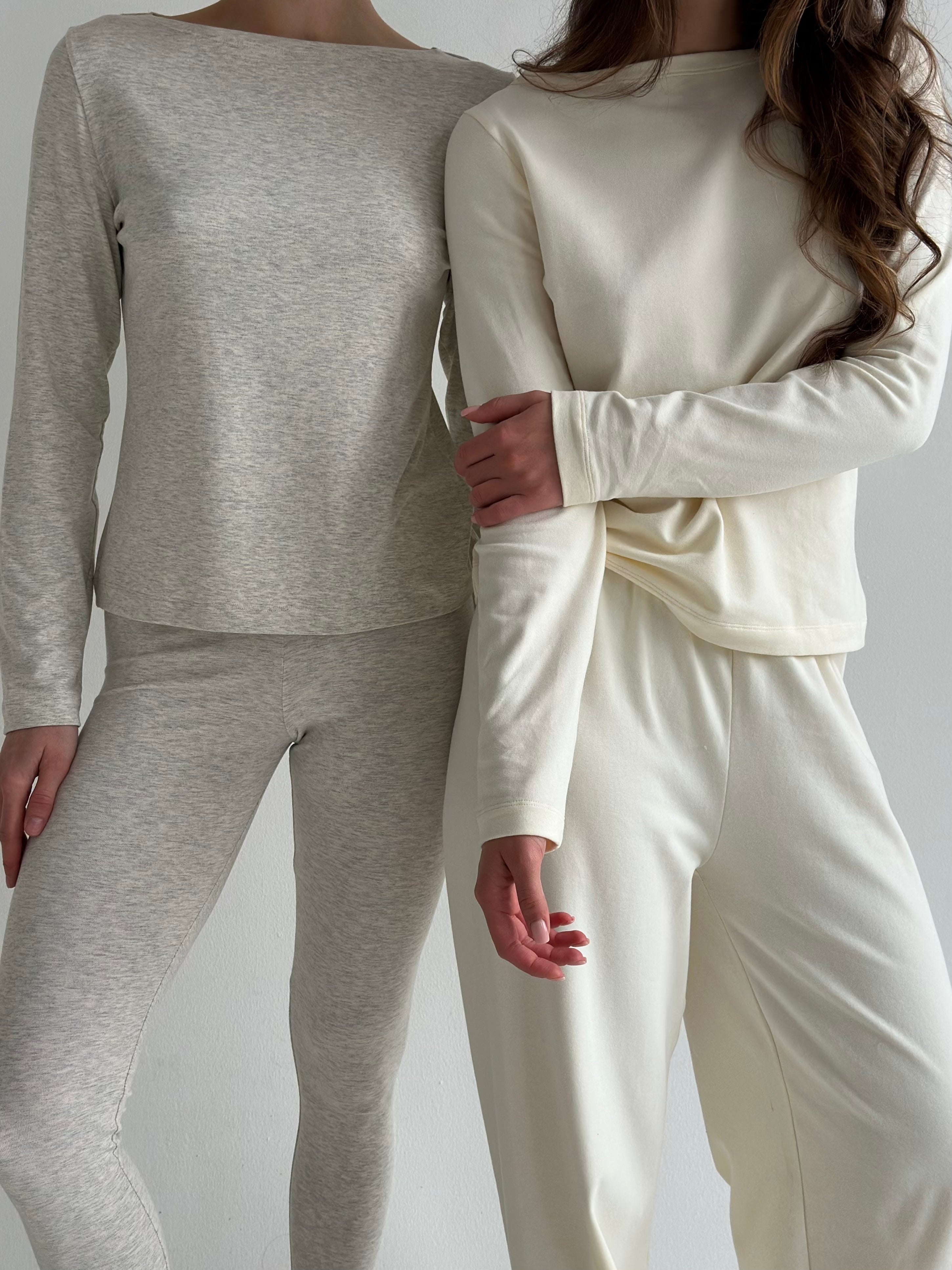 Knitwear "Tenderness" Longline with Boat neckline milky