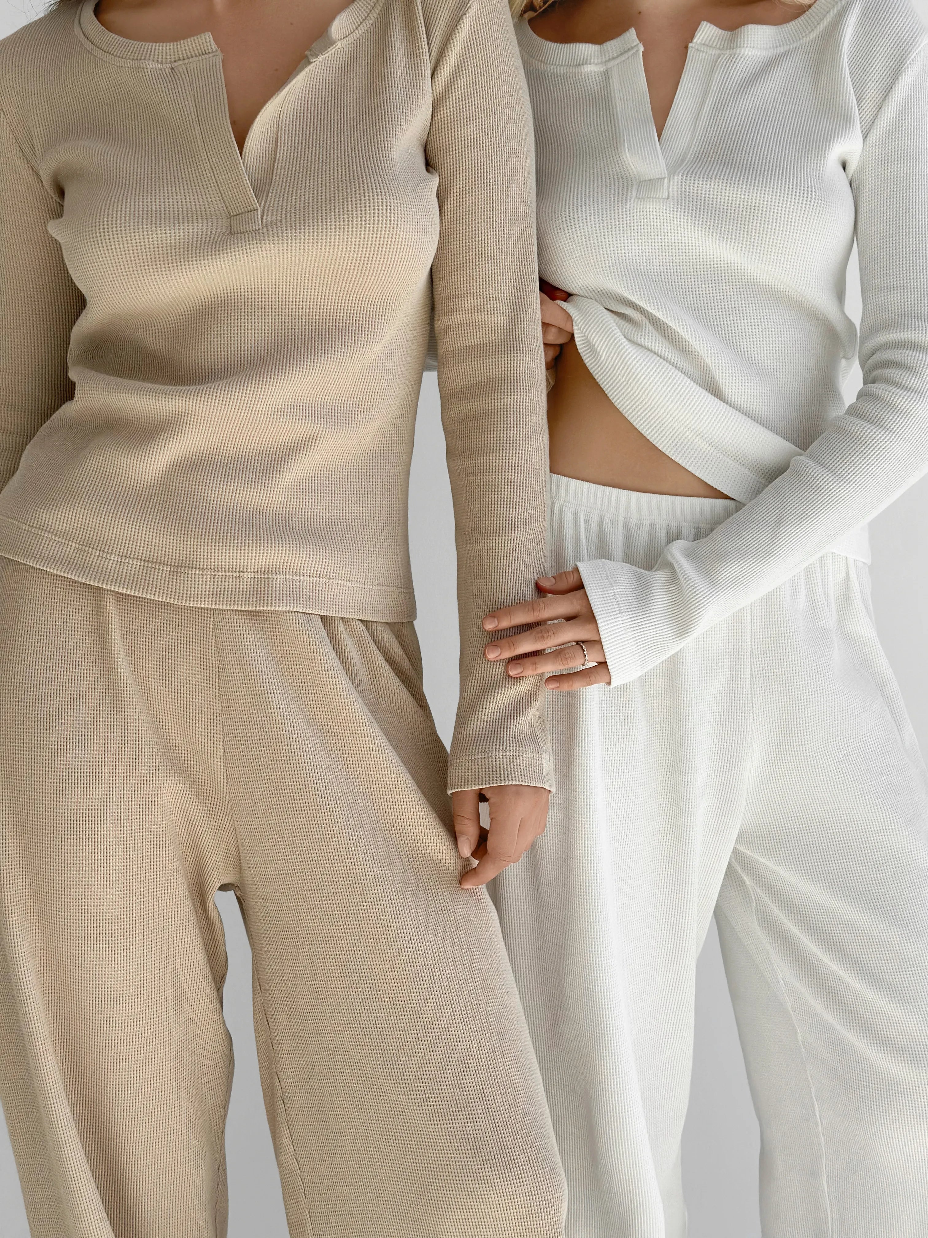 Wide-leg pants in beige waffle knit