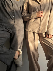 Flannel pajamas gray with small dots