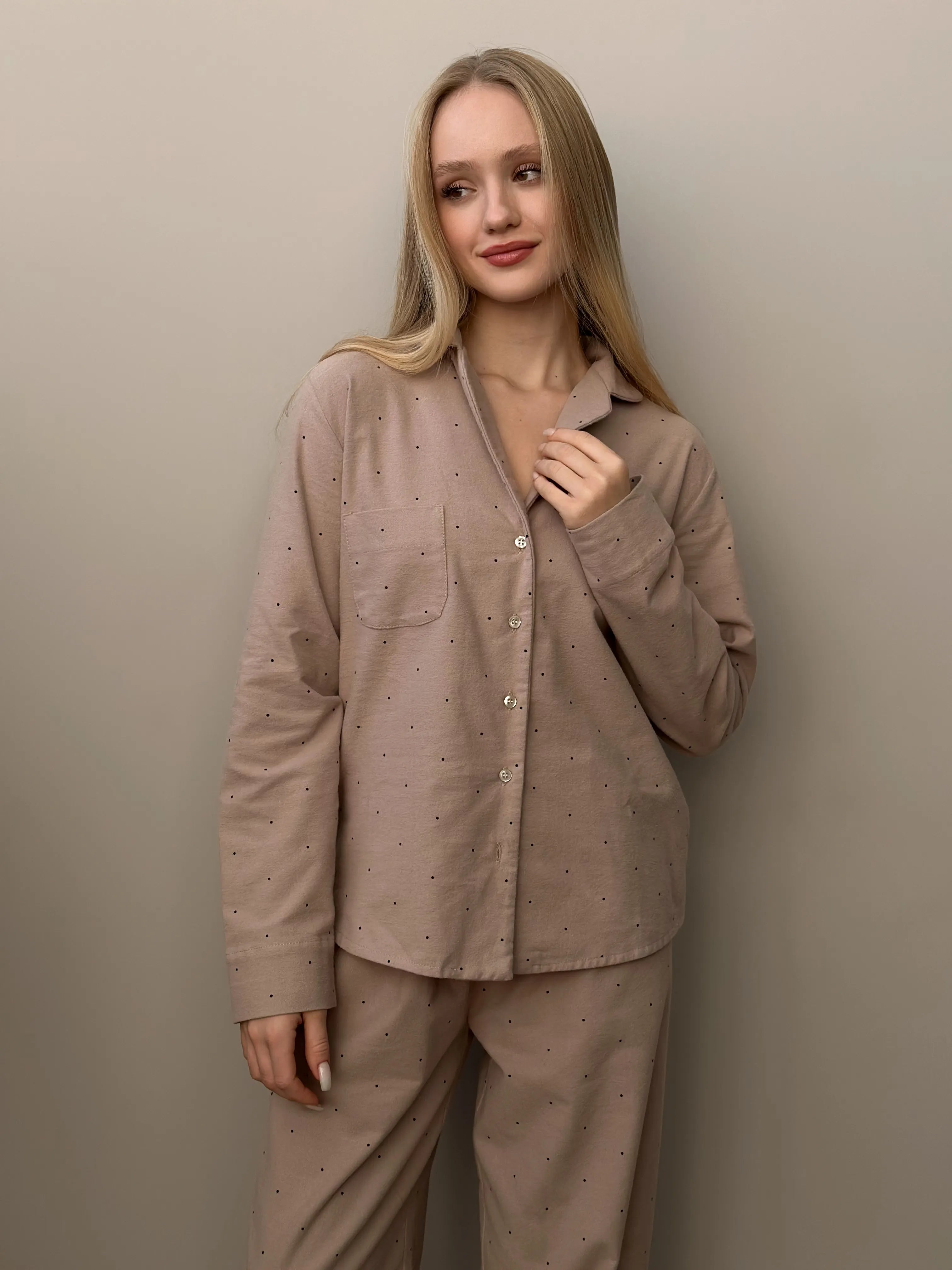 Flannel pajama set beige with small polka dots