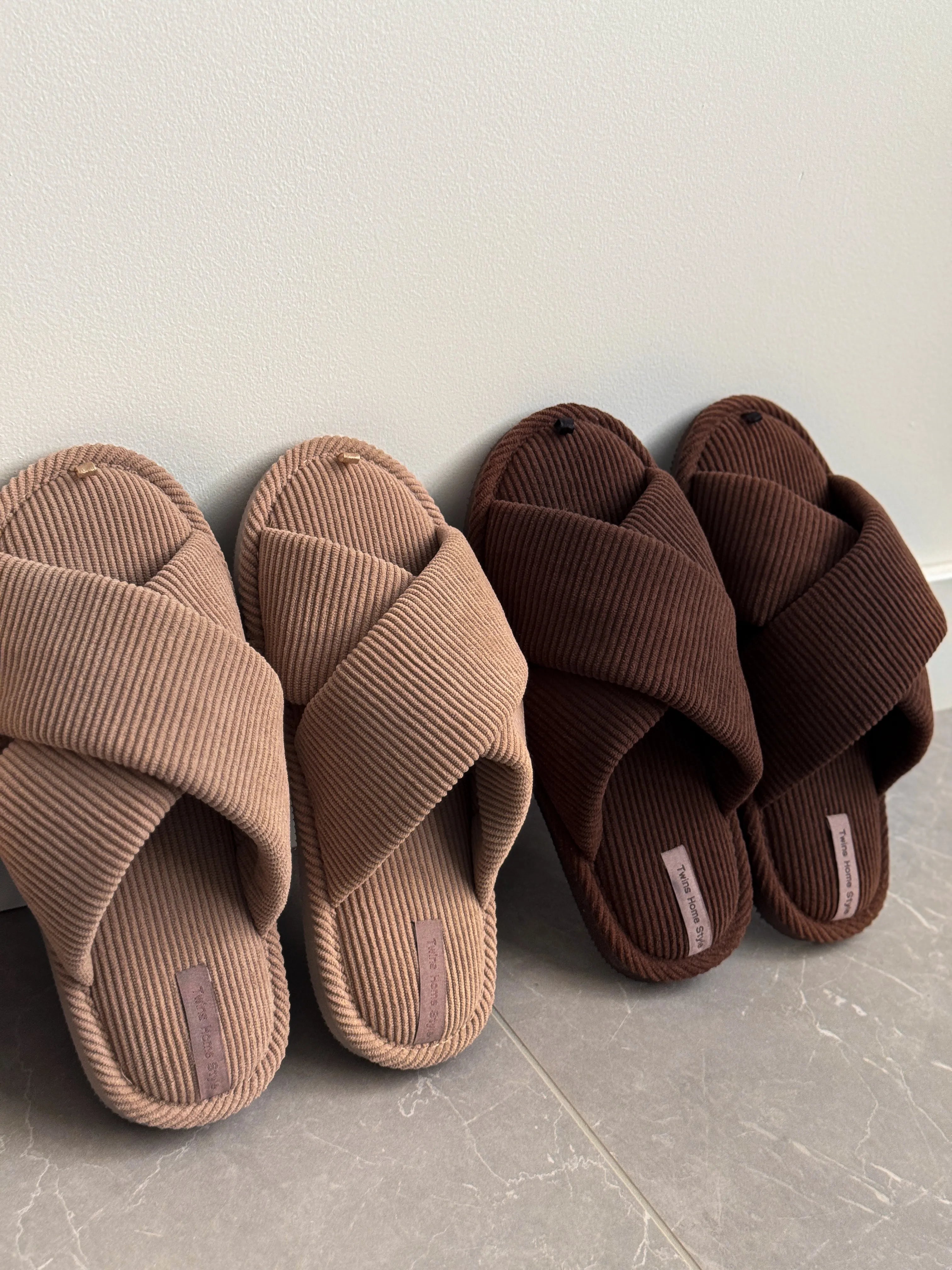 Women's slippers HS-VL mocha velvet
