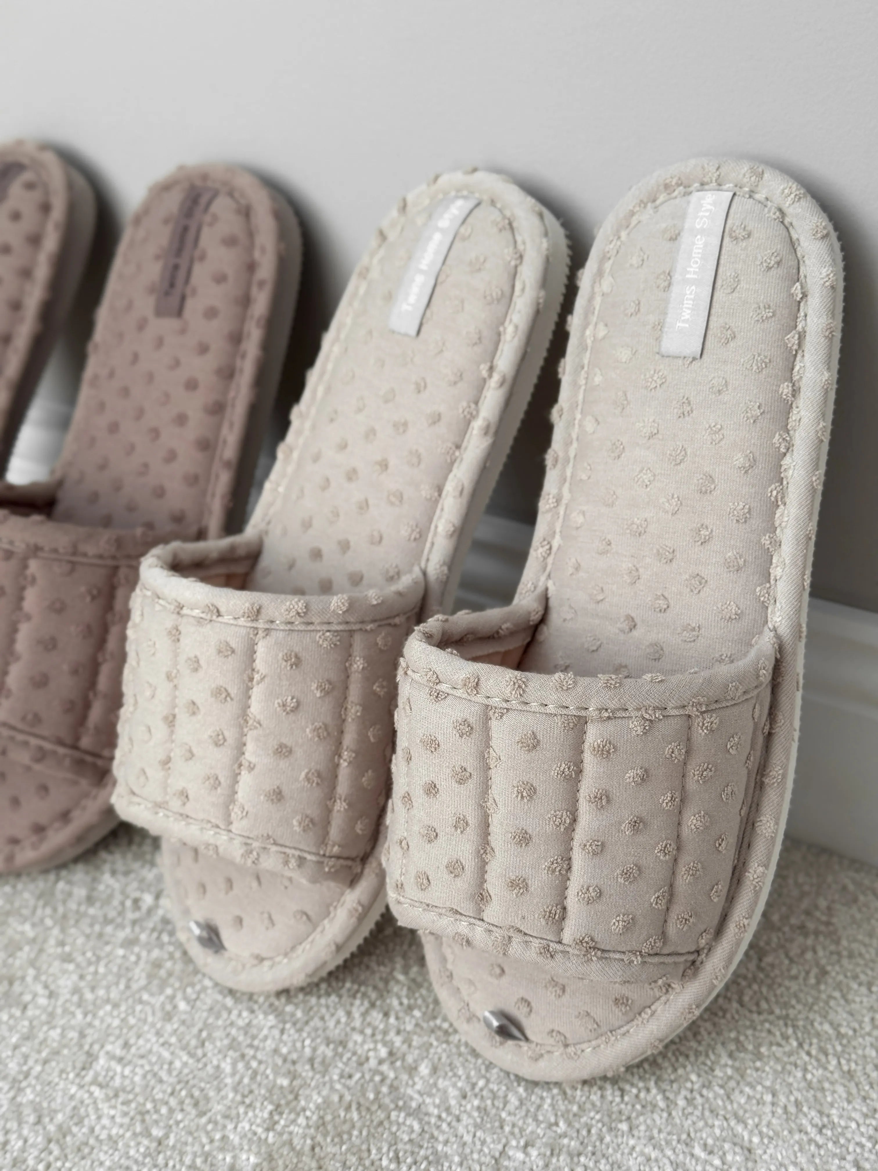 Women's slippers HS-VL points beige