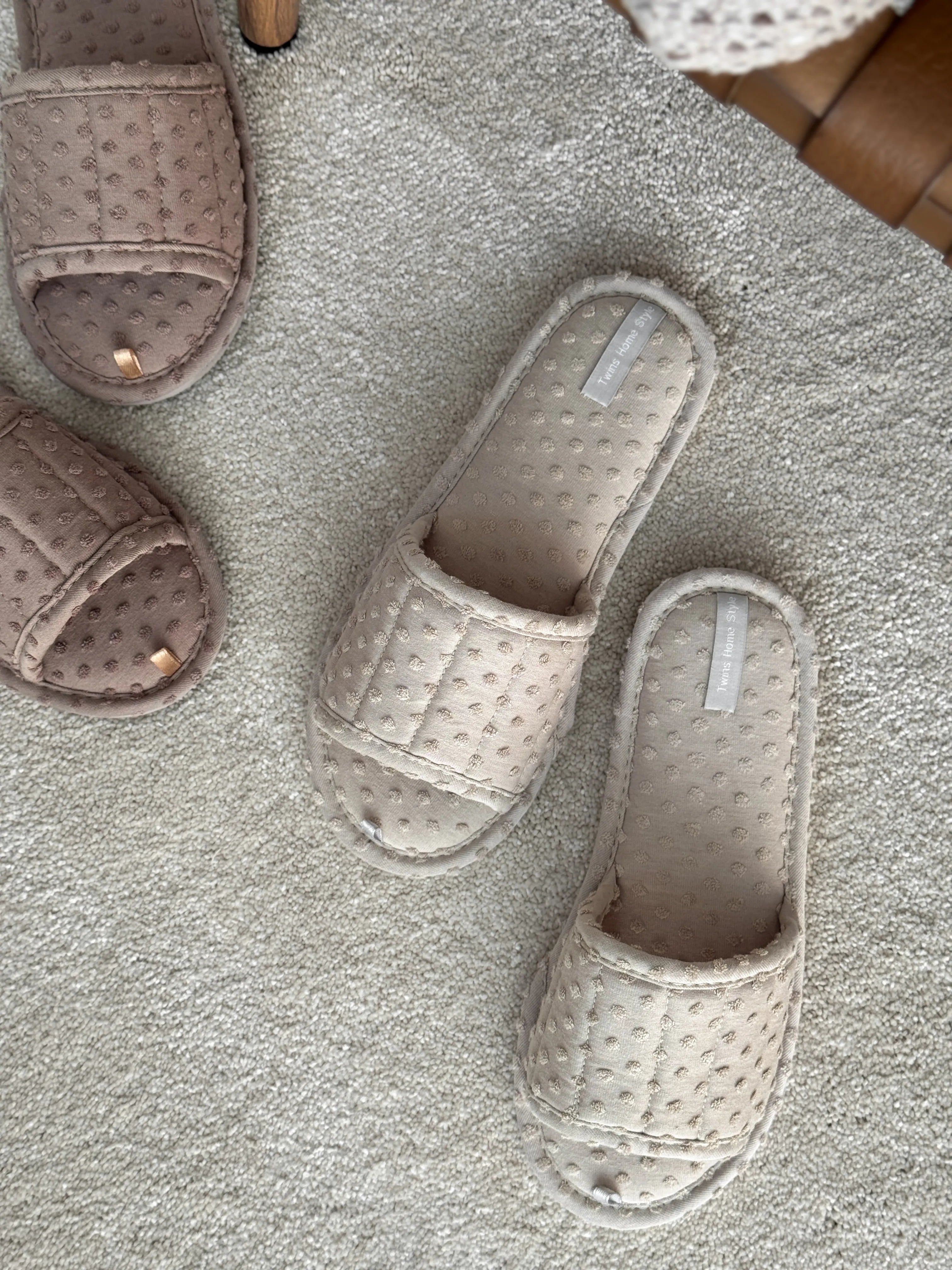 Women's slippers HS-VL points beige