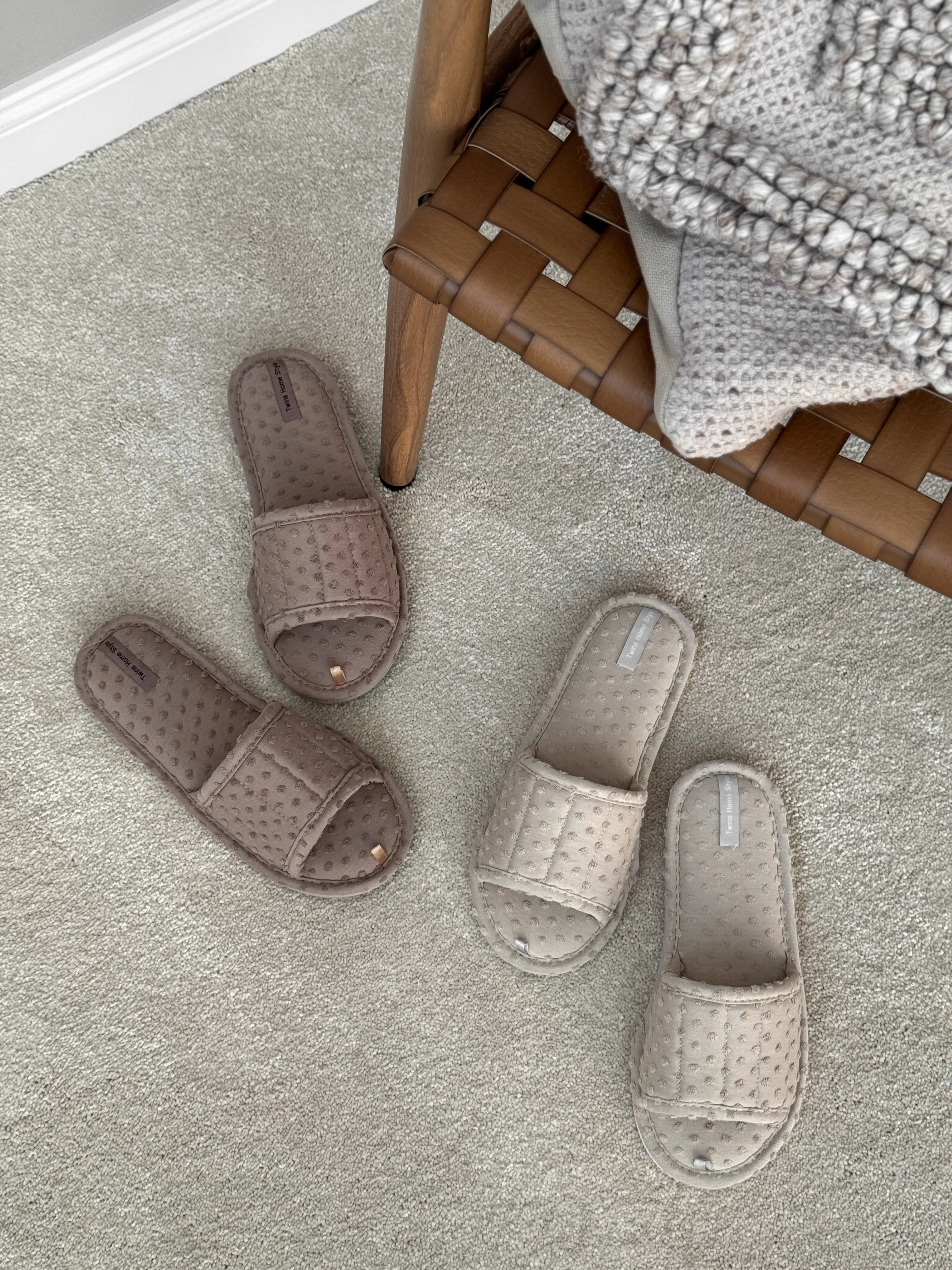 Women's slippers HS-VL points beige