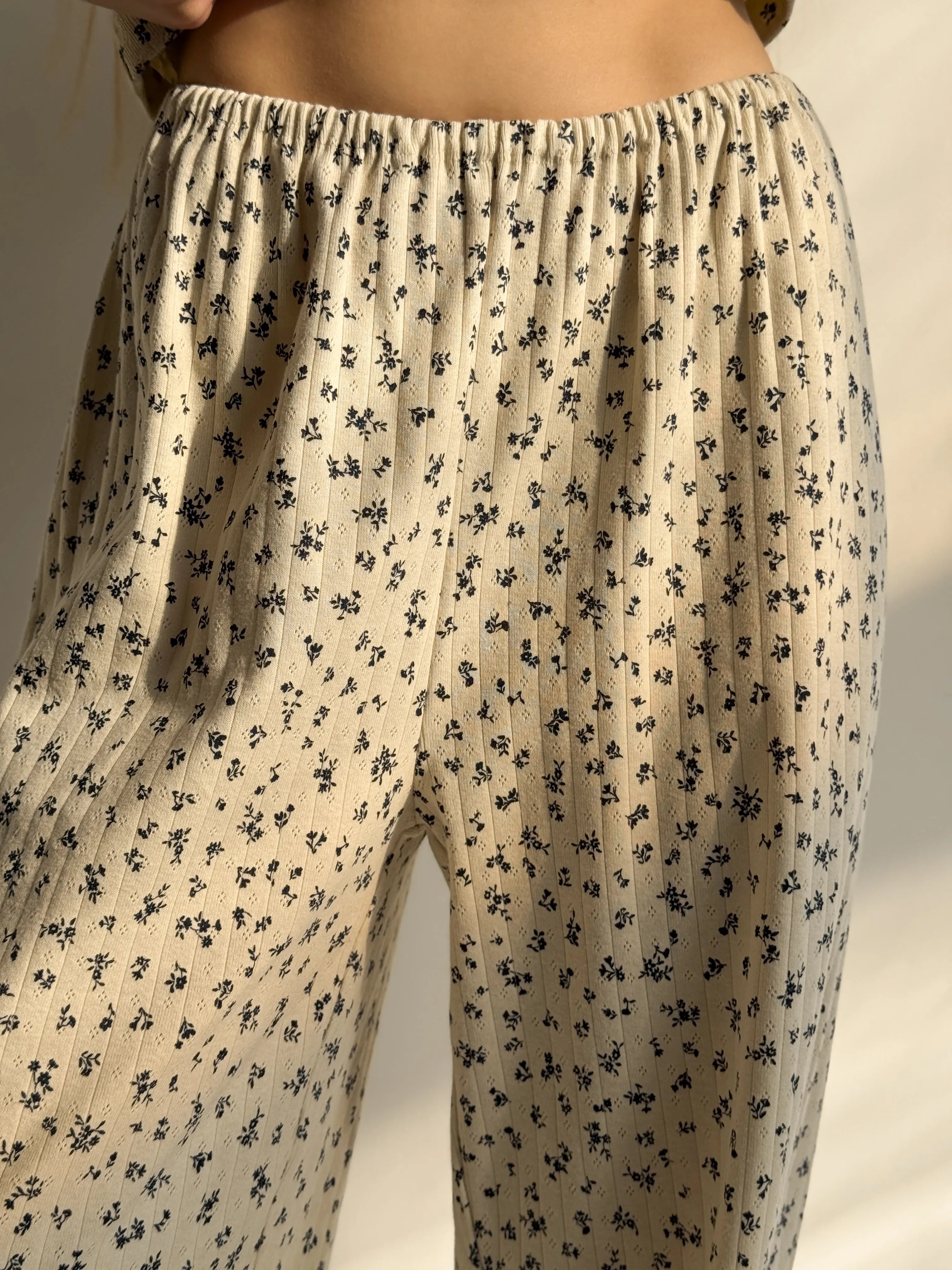 Ribbed wide pants milky blue with a little flower