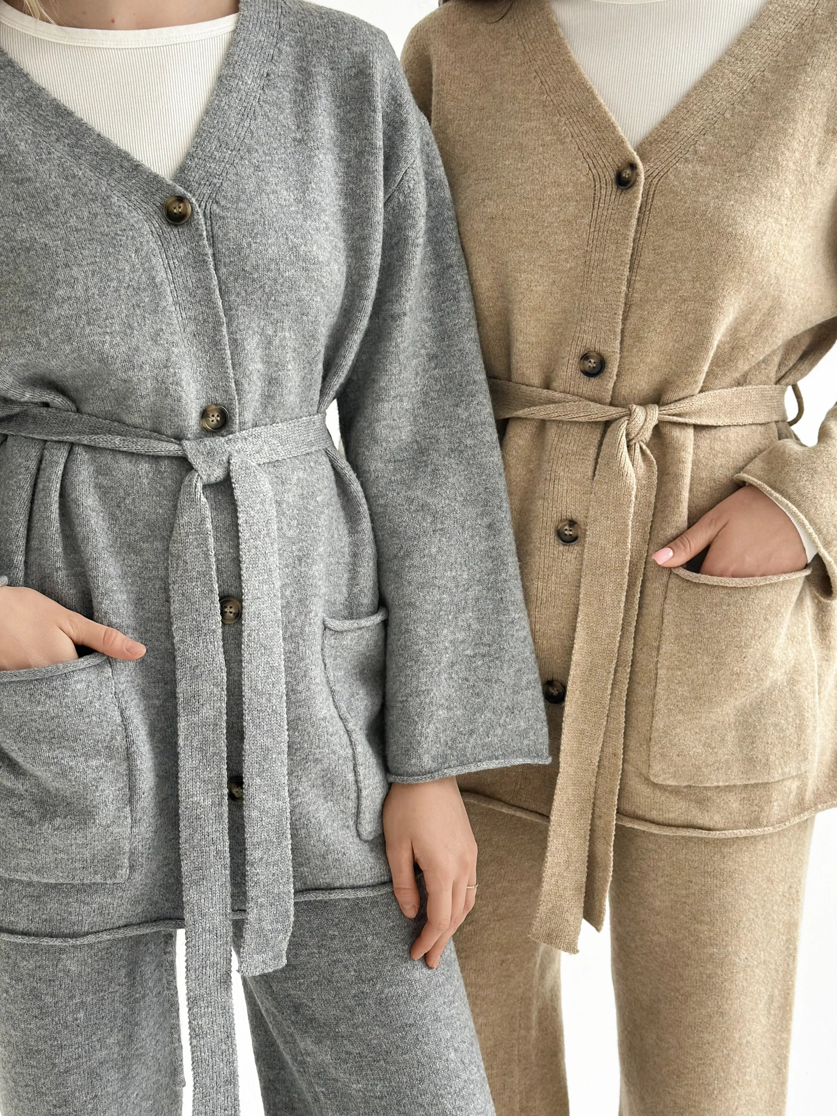 Set knitted cardigan with belt and beige pants
