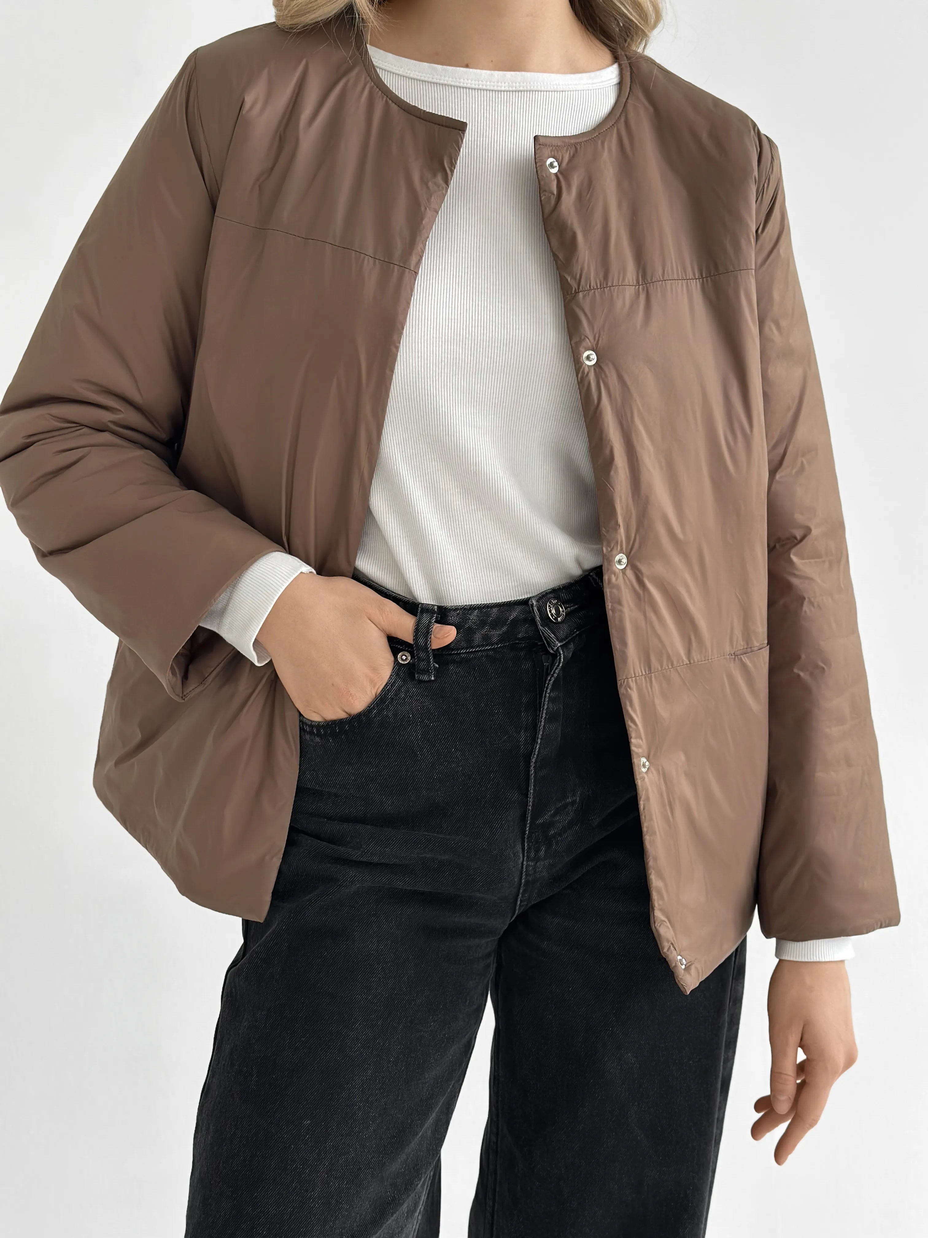 Demi-season jacket with buttons, brown