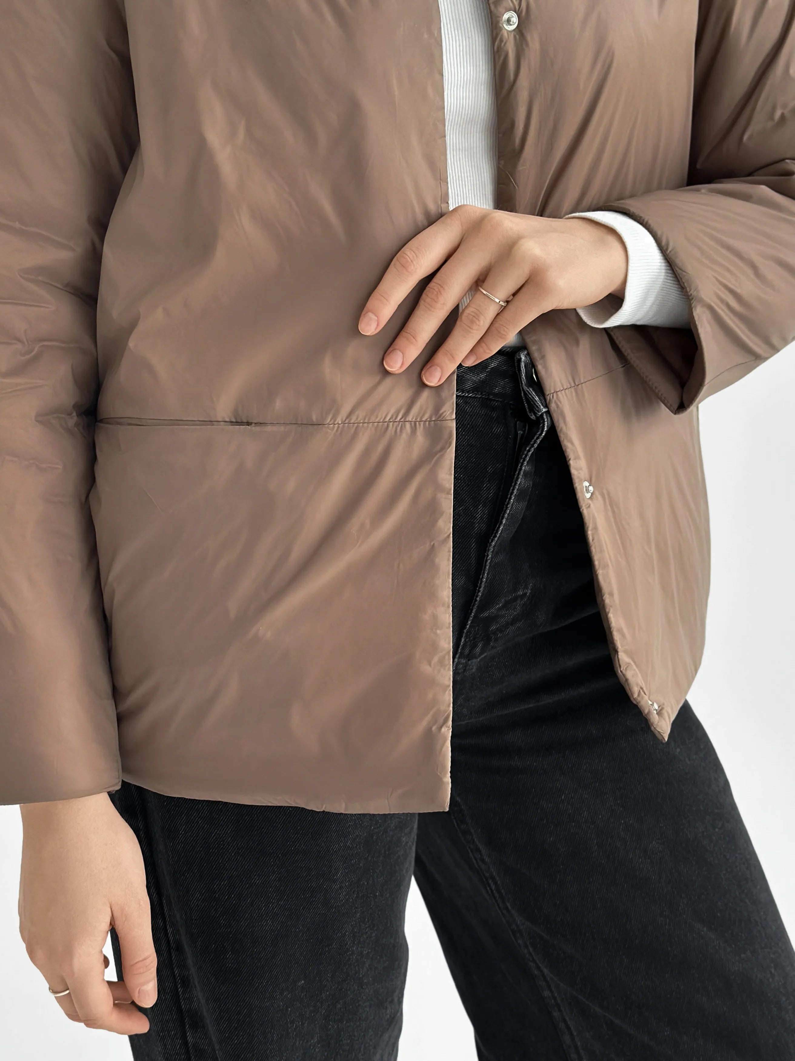 Demi-season jacket with buttons, brown