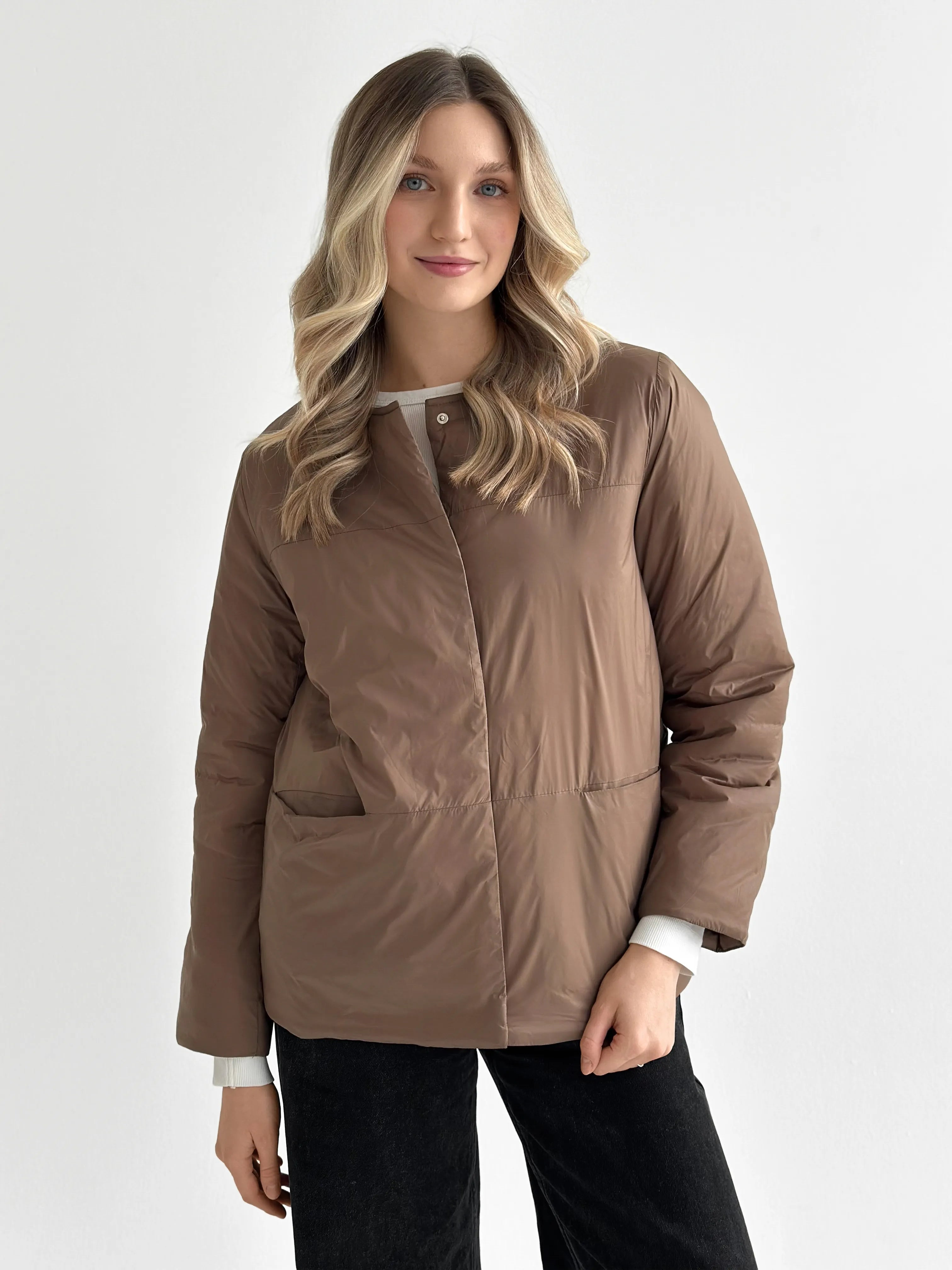 Demi-season jacket with buttons, brown