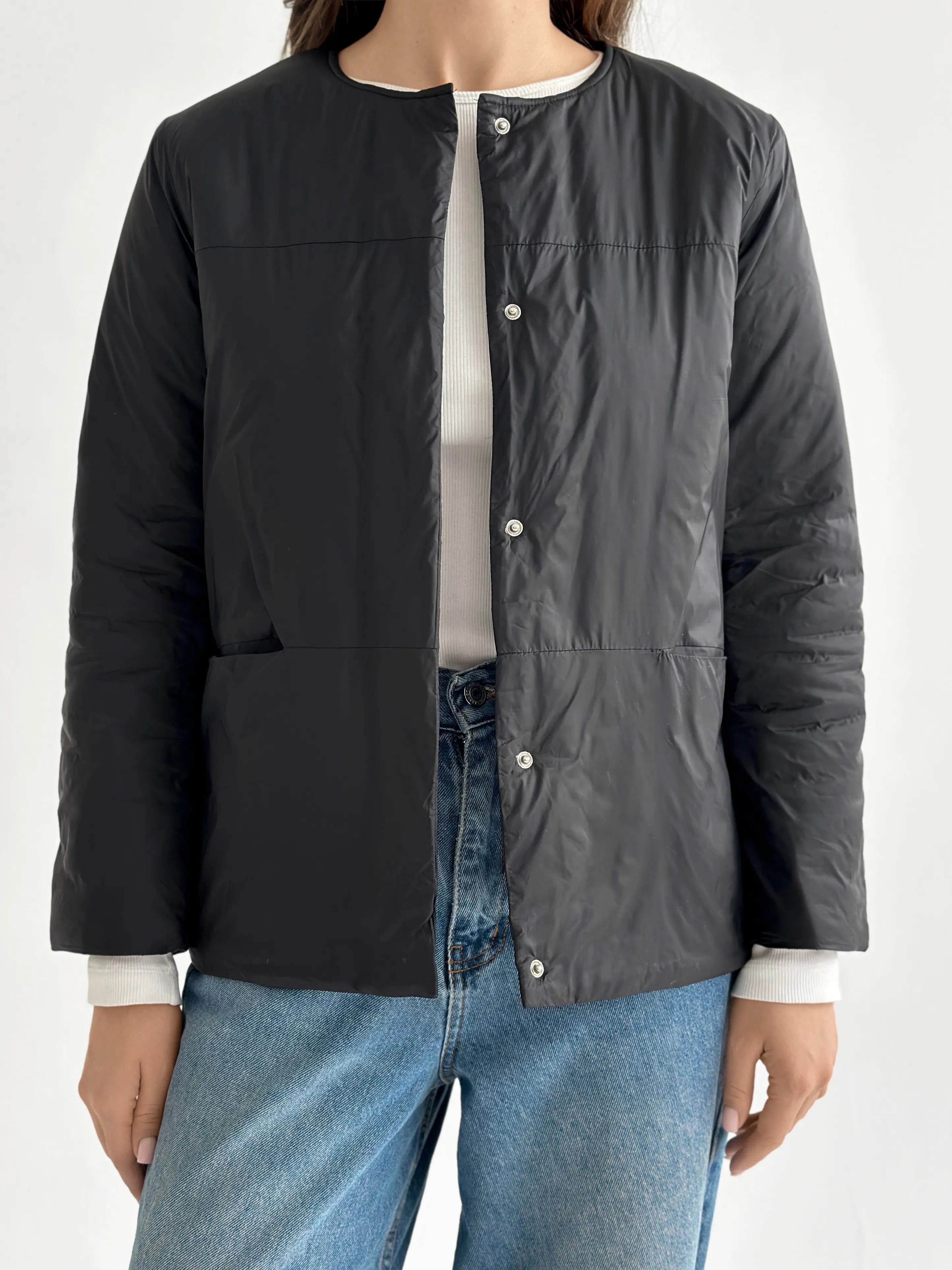 Demi-season jacket with buttons, black