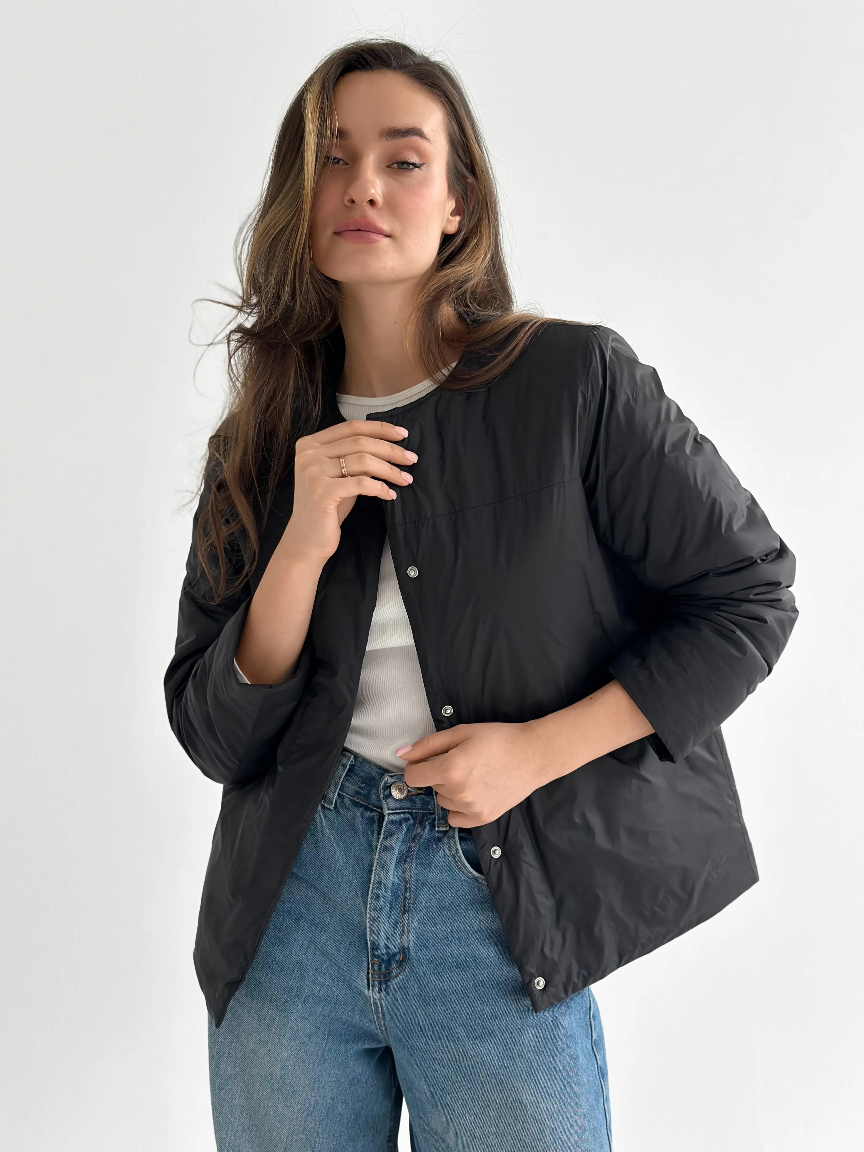 Demi-season jacket with buttons, black