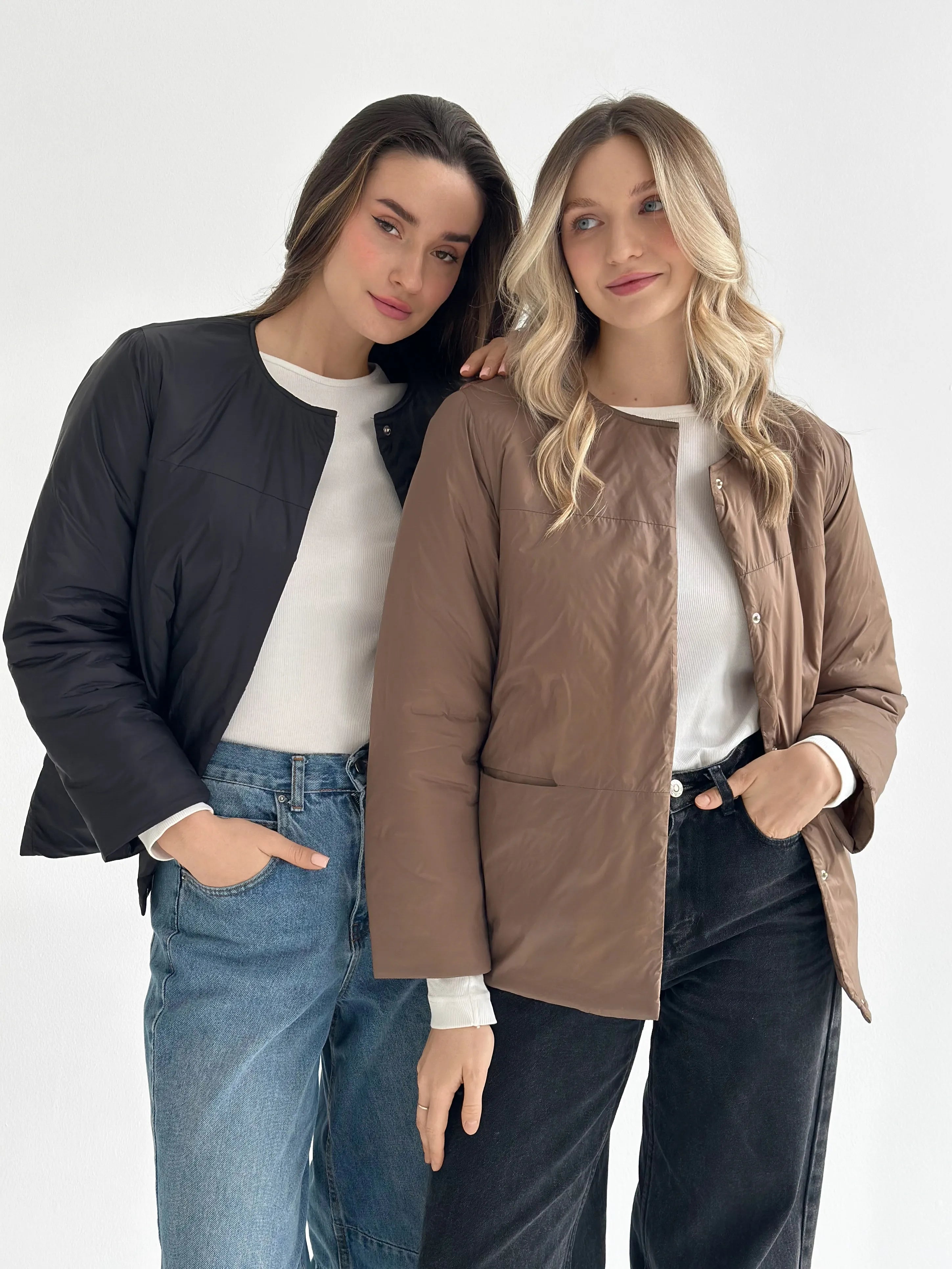 Demi-season jacket with buttons, black