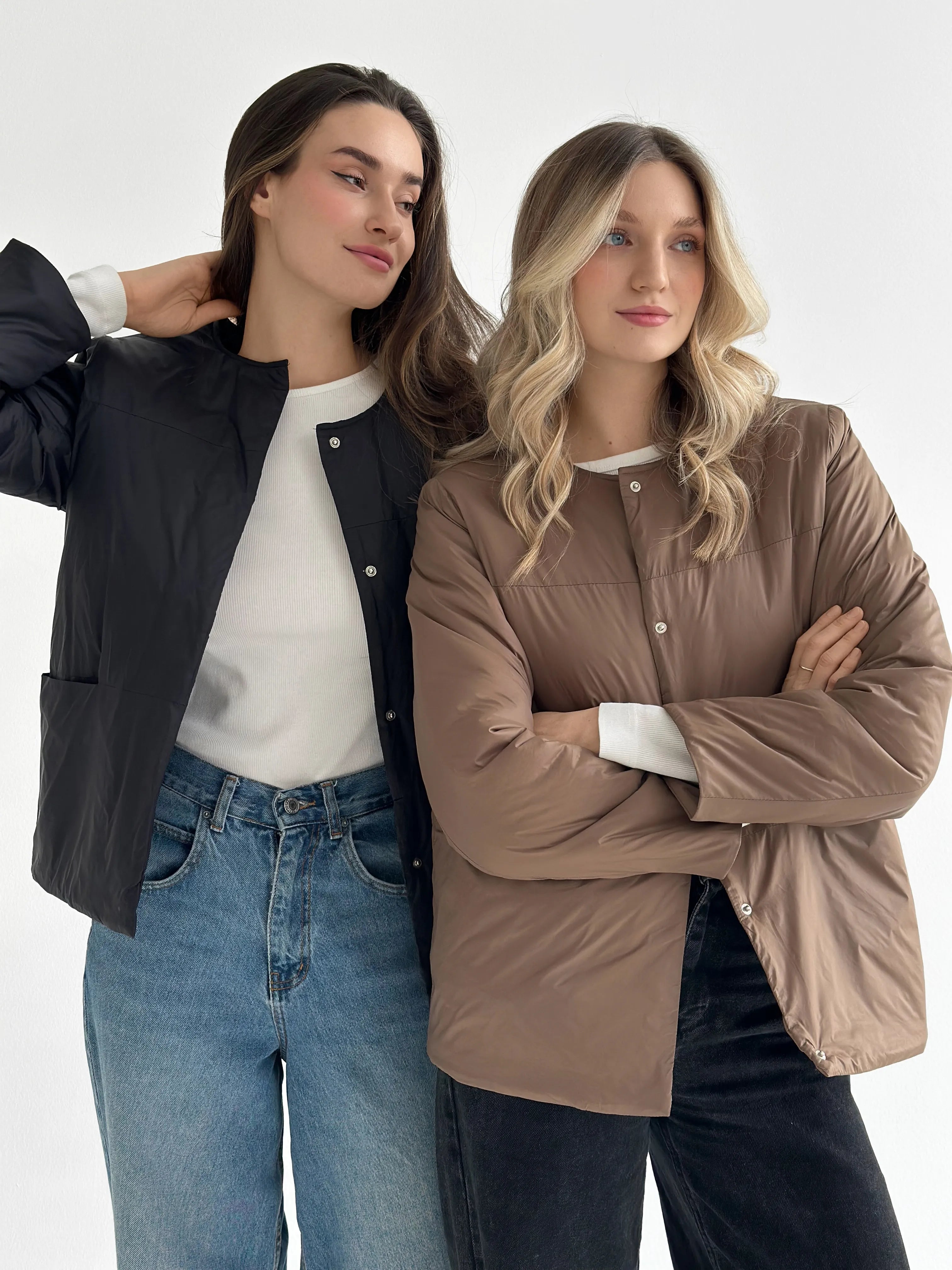 Demi-season jacket with buttons, black