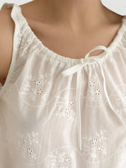 White “flowers” print T-shirt with drawstring, “onesize”