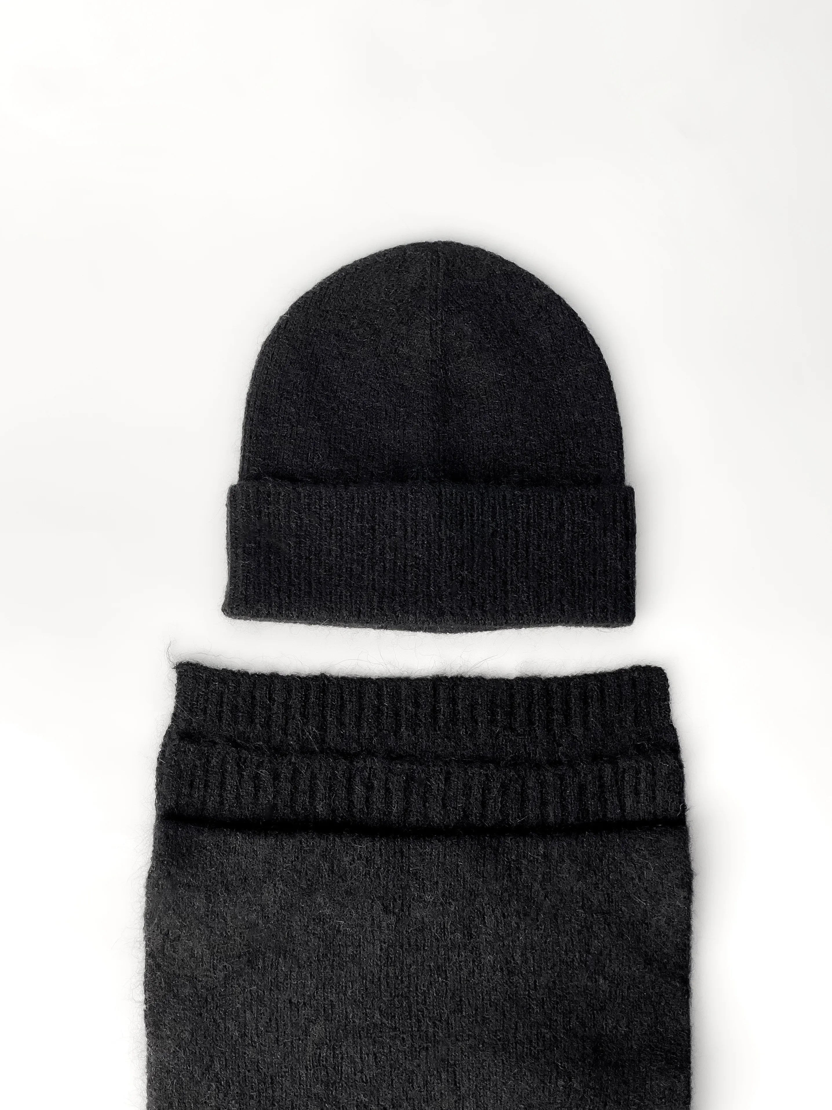 Women's black Alpaca scarf