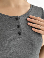 Rib knit T-shirt with buttons anthracite