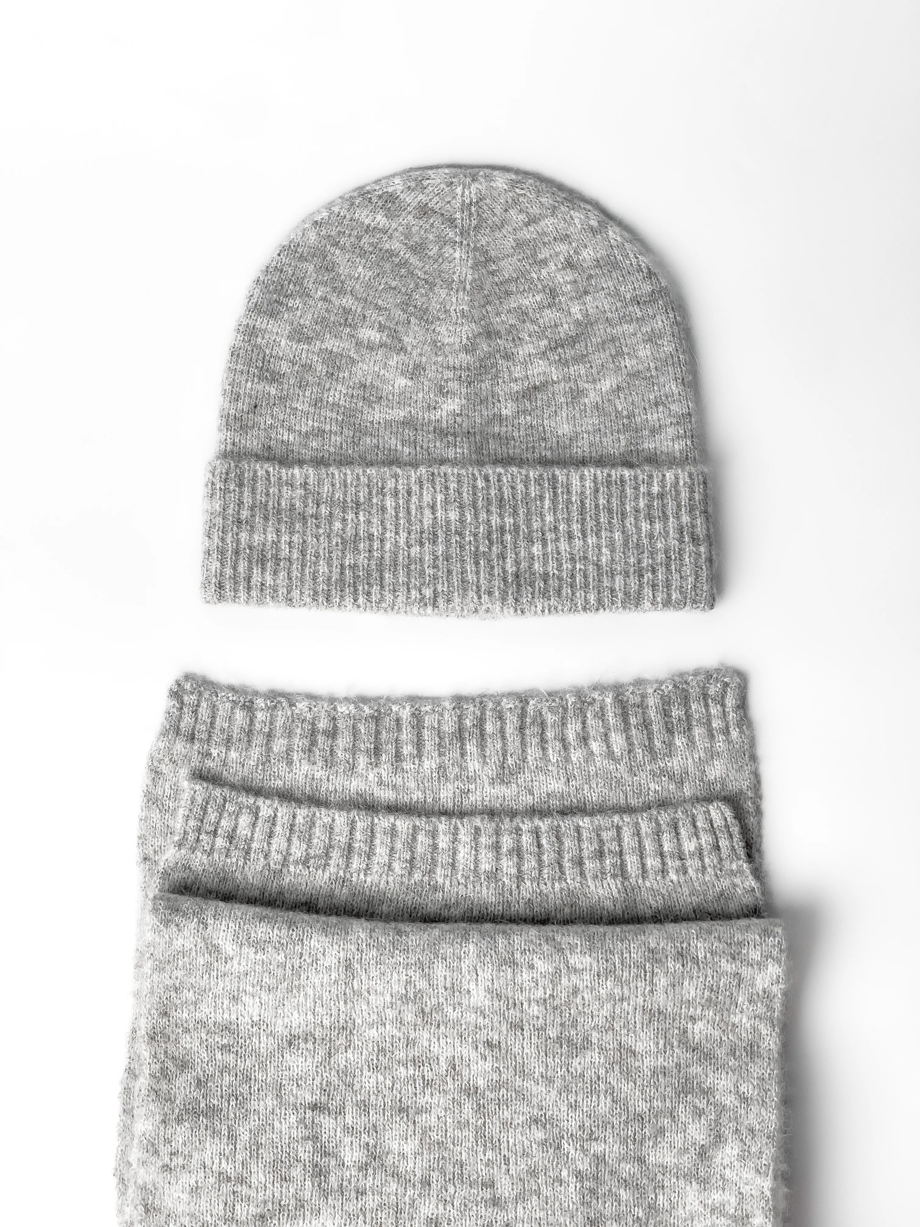 Women's scarf gray Alpaca