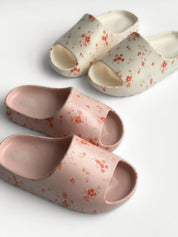Twins foam beach and street slippers milky with red flower (=)