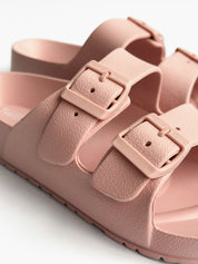 Twins beach and street slippers with regulators powder (=)