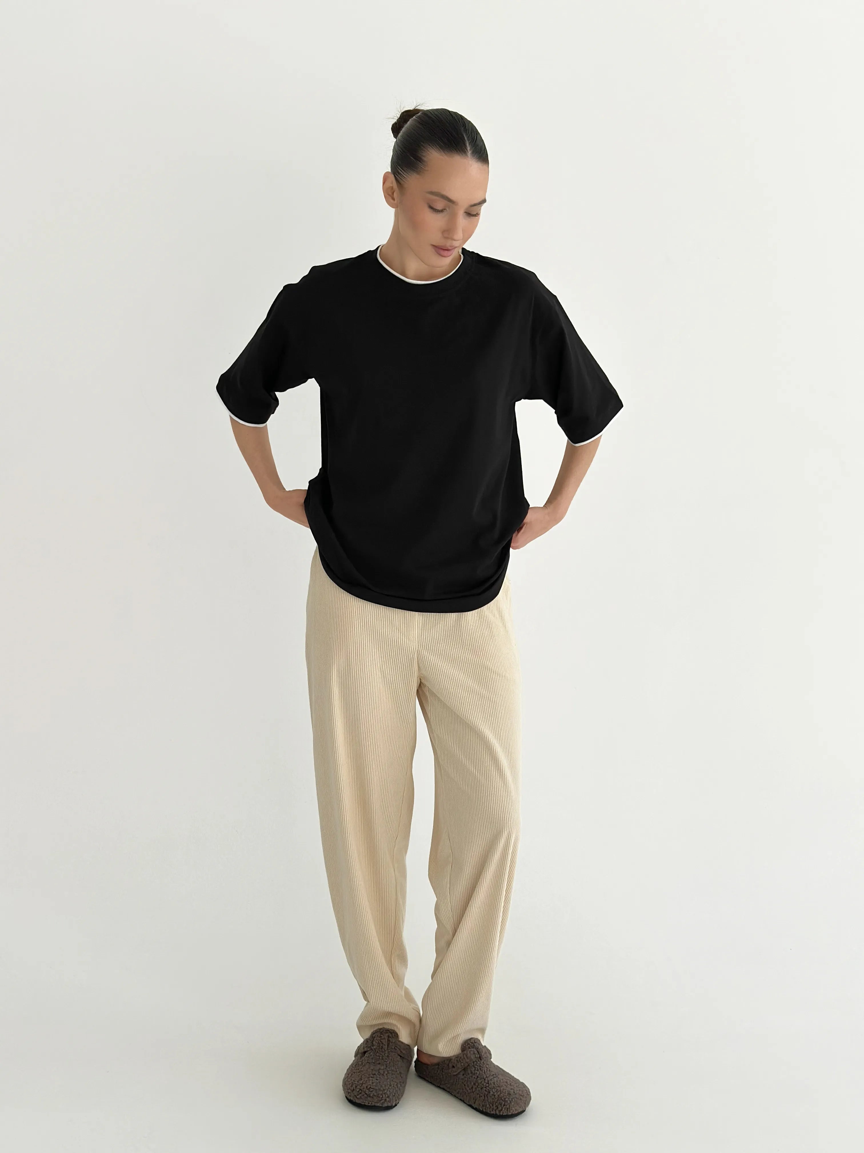 T-shirt with white trim, black, onesize