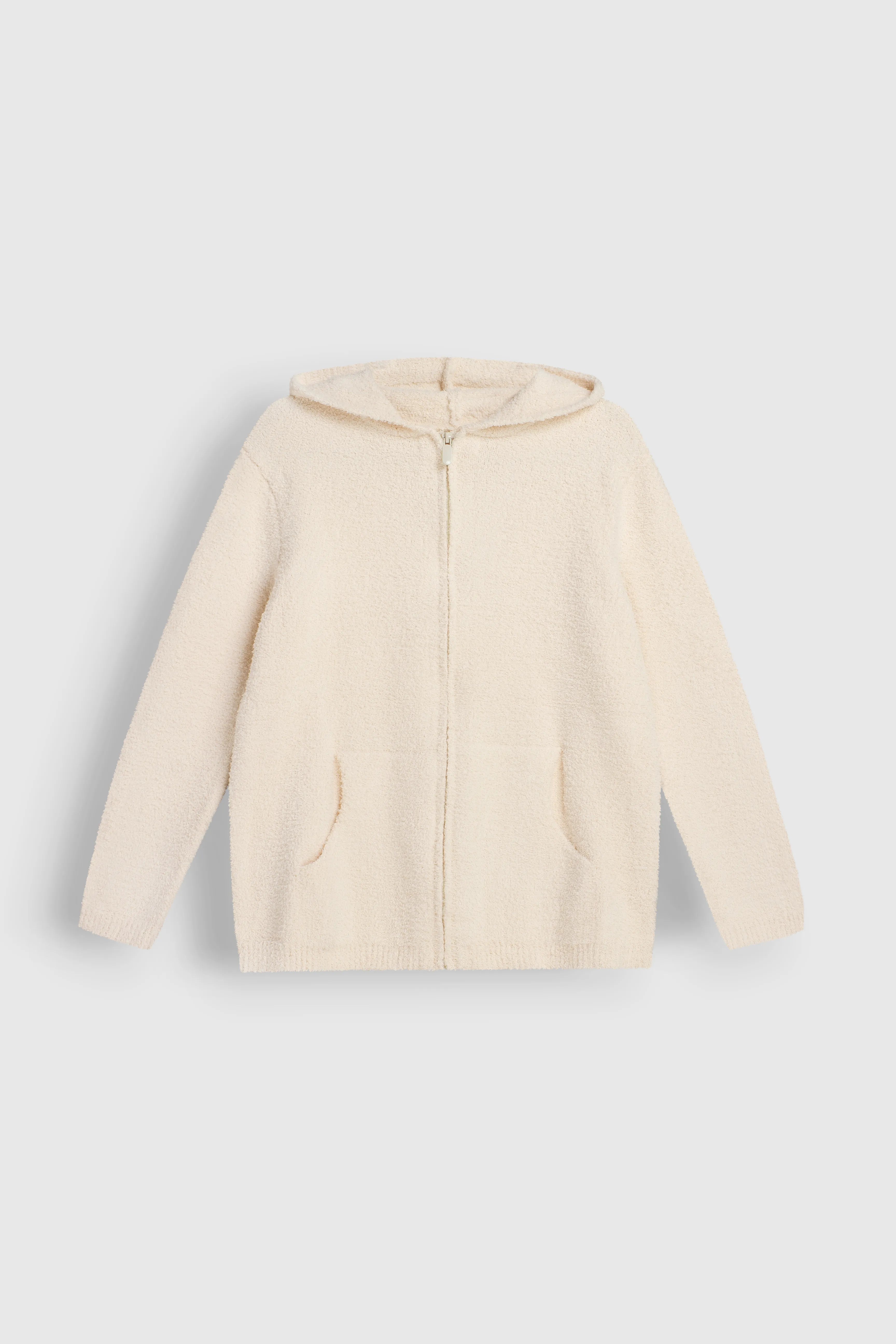 Soft knitted sweater with zipper milky