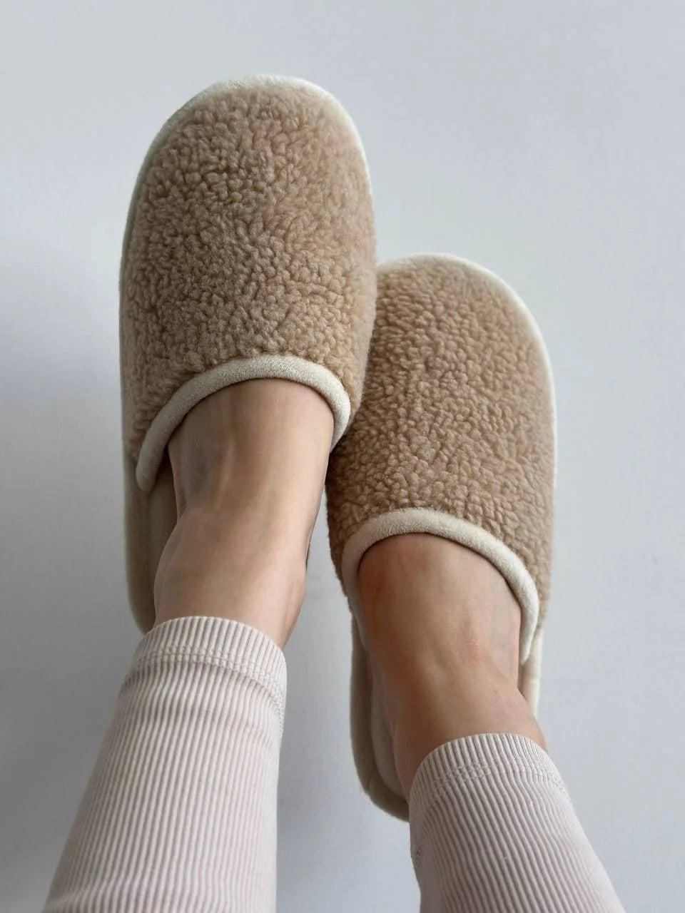 Women's slippers HS-OZ beige YETI