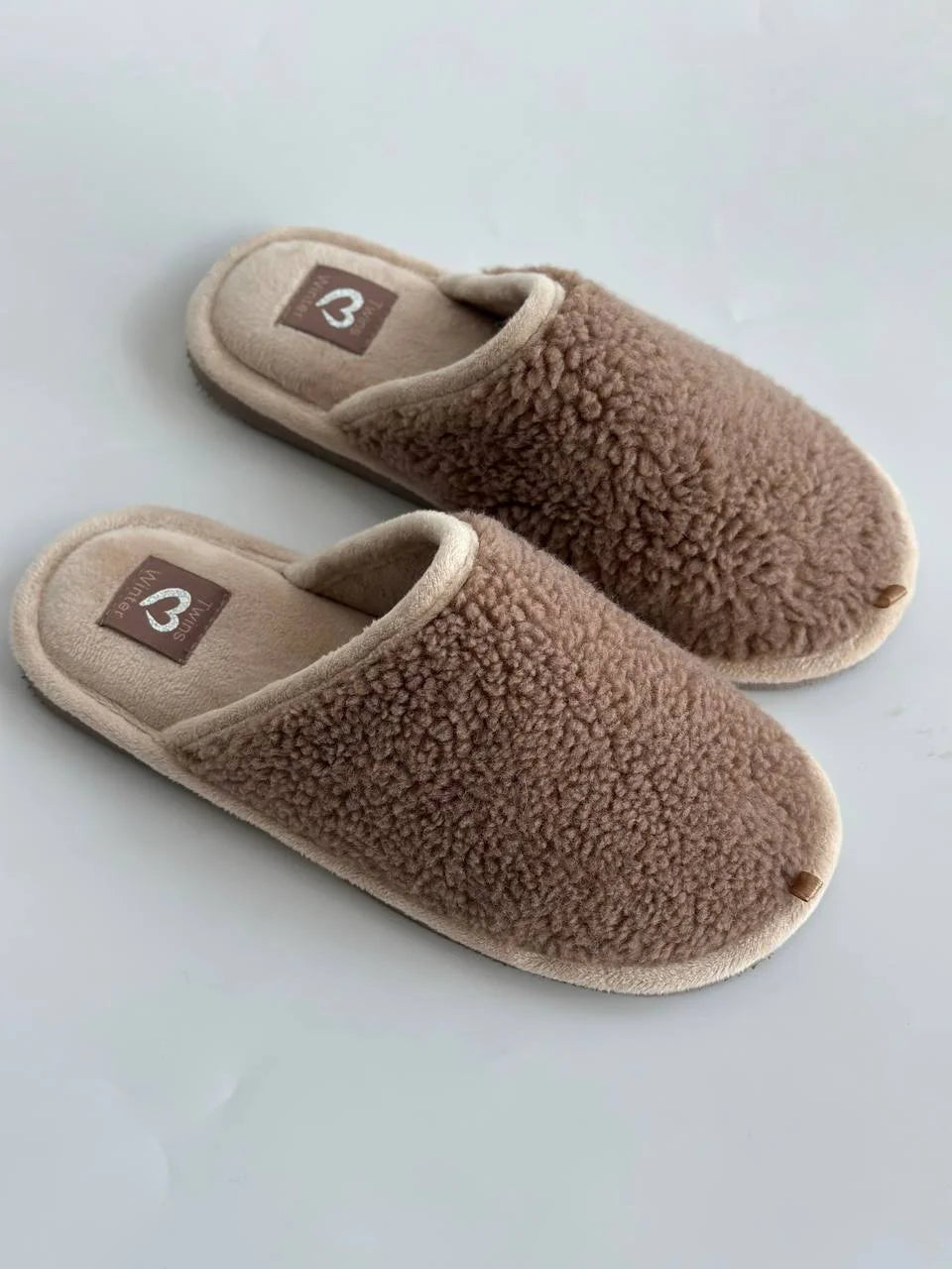 Women's slippers HS-OZ brown YETI
