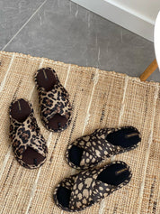 Women's slippers HS-VL cross animal black